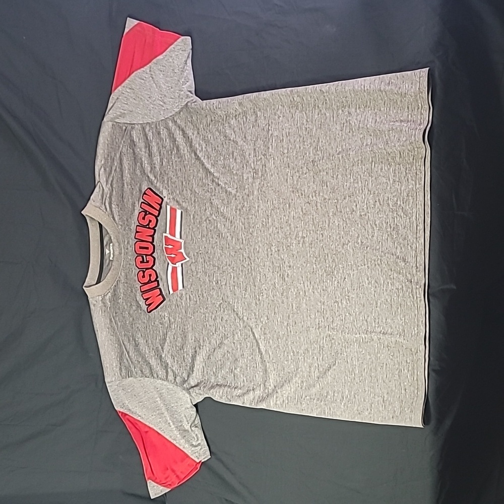 FANATICS Wisconsin Badgers Men's T-shirt Size 4XL